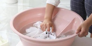 Information on how to wash off composite fabrics if the fabric becomes moldy and turns black