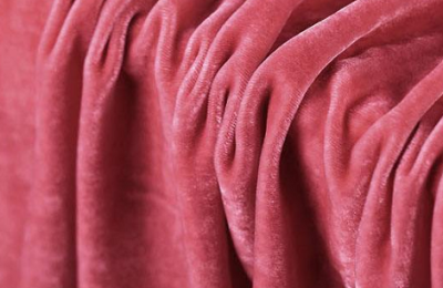 What are the characteristics of velvet fabric? How to clean velvet fabric?