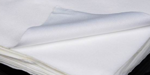 What material is the dust-free cloth made of? Are dust-free cloths toxic?