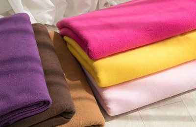 What is polar fleece? What are the characteristics of polar fleece fabric?