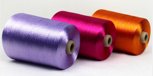 What is rayon and what are its advantages and disadvantages?