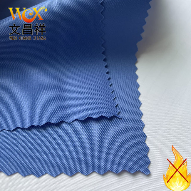 Fire-retardant and flame-retardant cloth